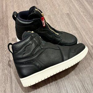 NEW Nike Air Jordan 1 Retro High Zip - Black